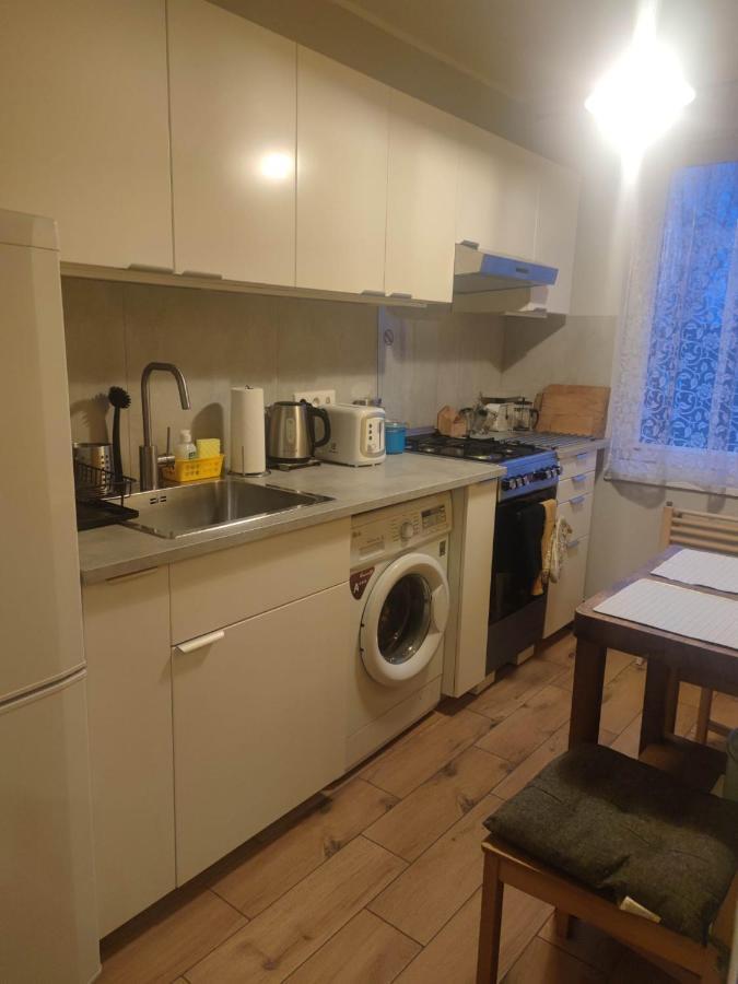 Apartment U Cioci Lutki Urocze Mieszkanie Z Balkonem Krakow